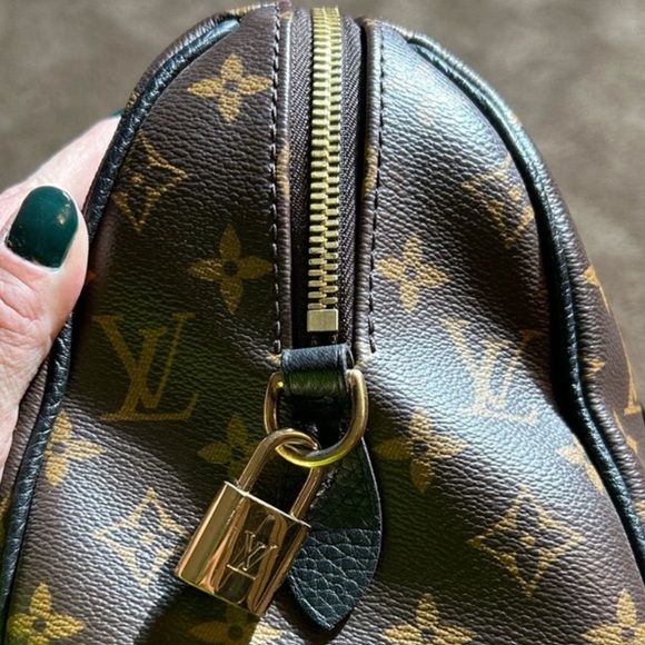 EUC Retiro Louis Vuitton purse, comes with detachable shoulder strap - Picture 5 of 14